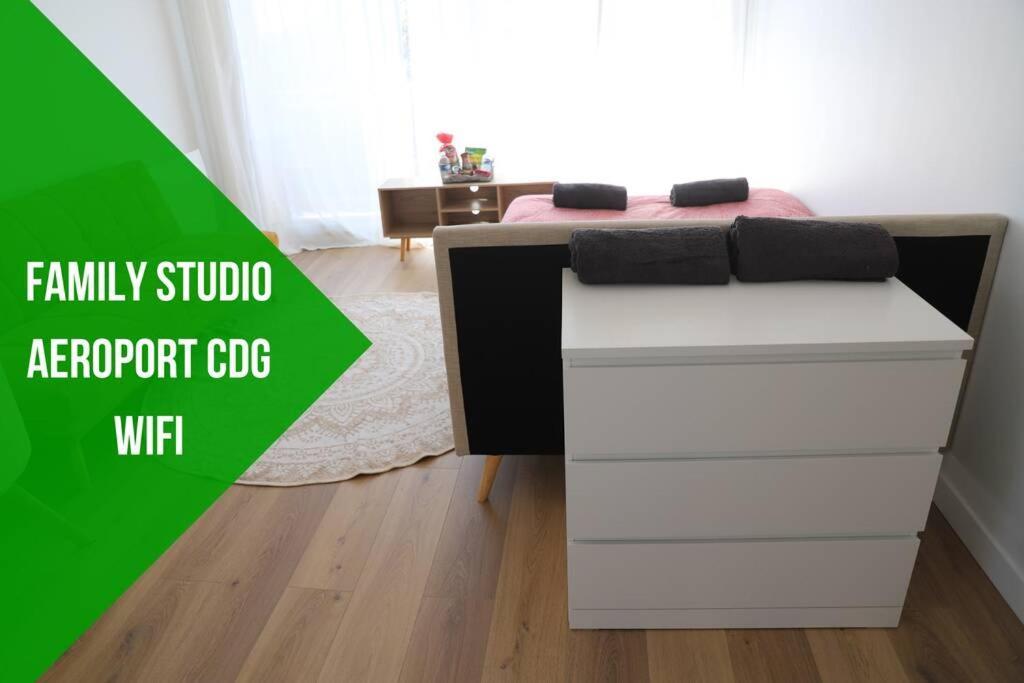 Ferienwohnung Cocon Family Louvres Exterior foto
